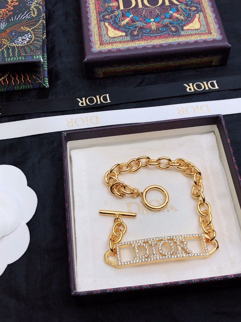 chr1st1an D10r necklaces